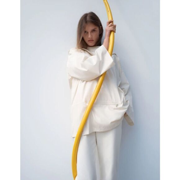 ZARA LIMITED EDITION KANGAROO JACKET - Picture 1 of 4